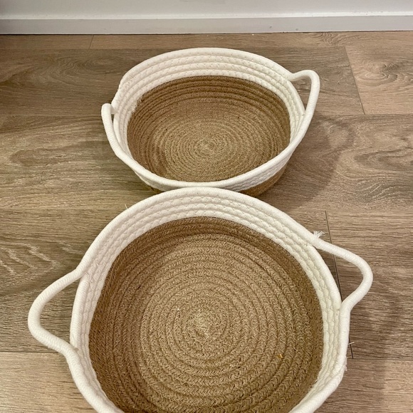 Cotton Rope Two-Tone Low Baskets - Picture 4 of 4